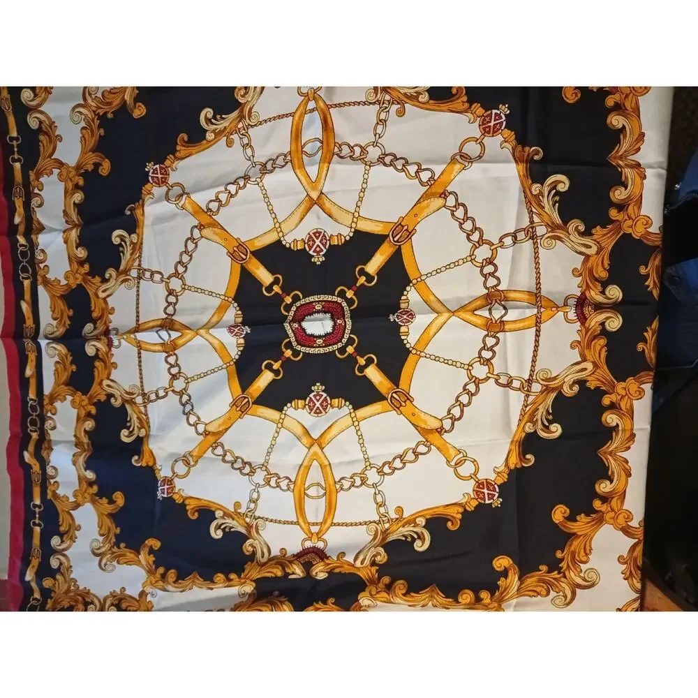 100% Silk Scarf 70$ Tag on Large 38